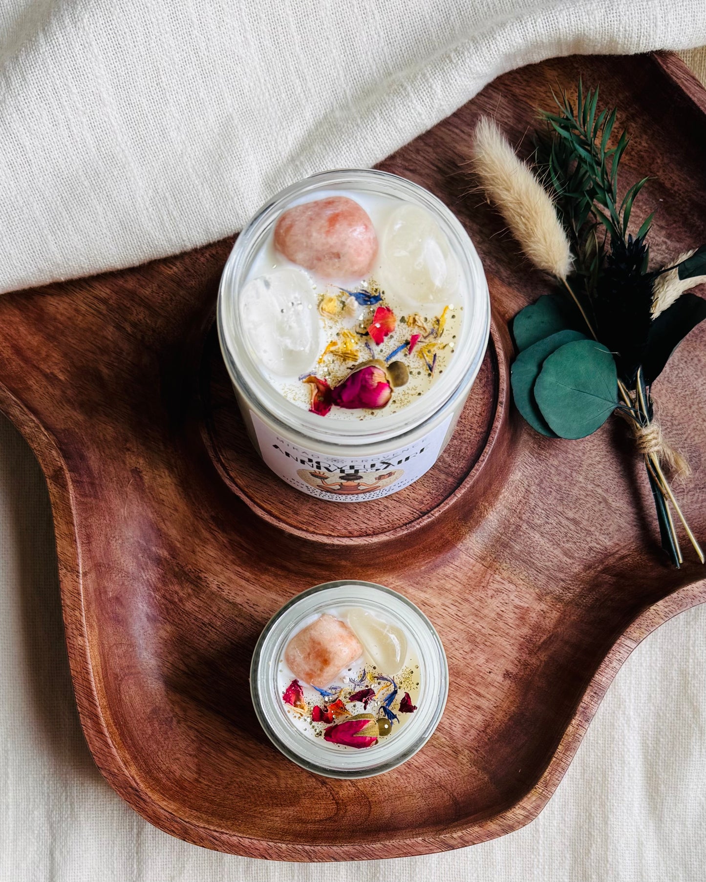 Bougie d'Intention Joyeux anniversaire - Pierre du Soleil et de Cristal de roche - vue de près