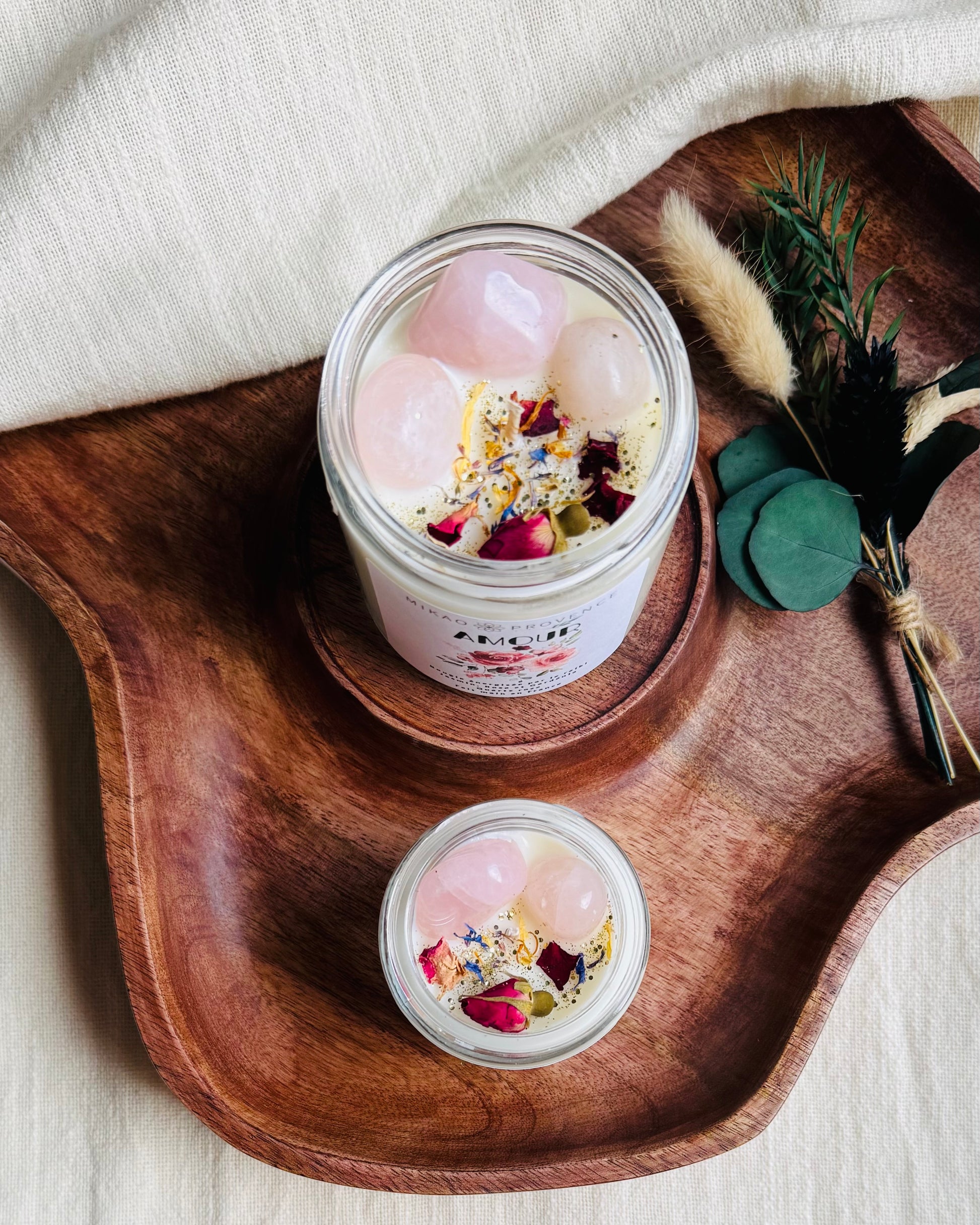 Bougie d’Intention Amour – Quartz Rose - vue de près